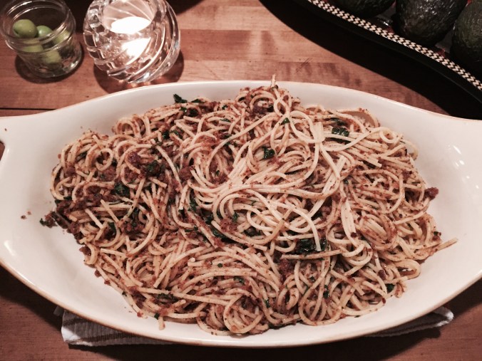 Spaghetti with toasted bread crumbs and oregano